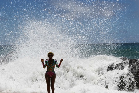 Beyoncé一家夏威夷度假 美照完全大片即视感