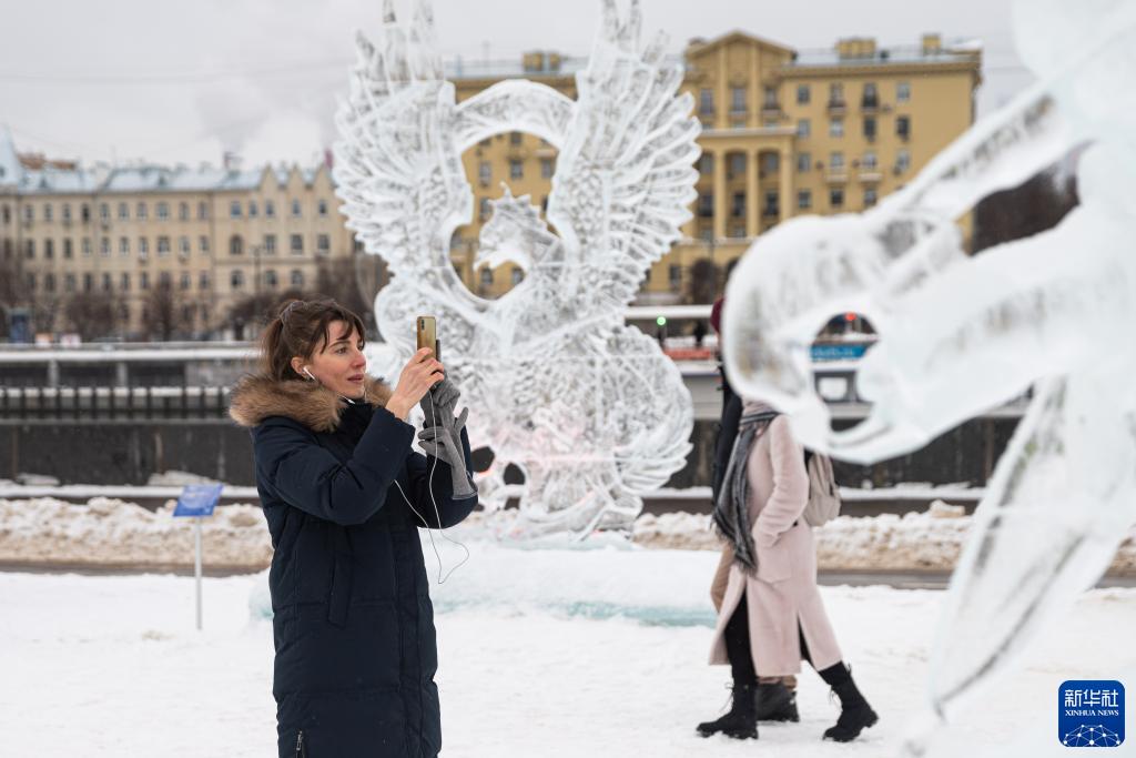 莫斯科举行冰雪艺术节